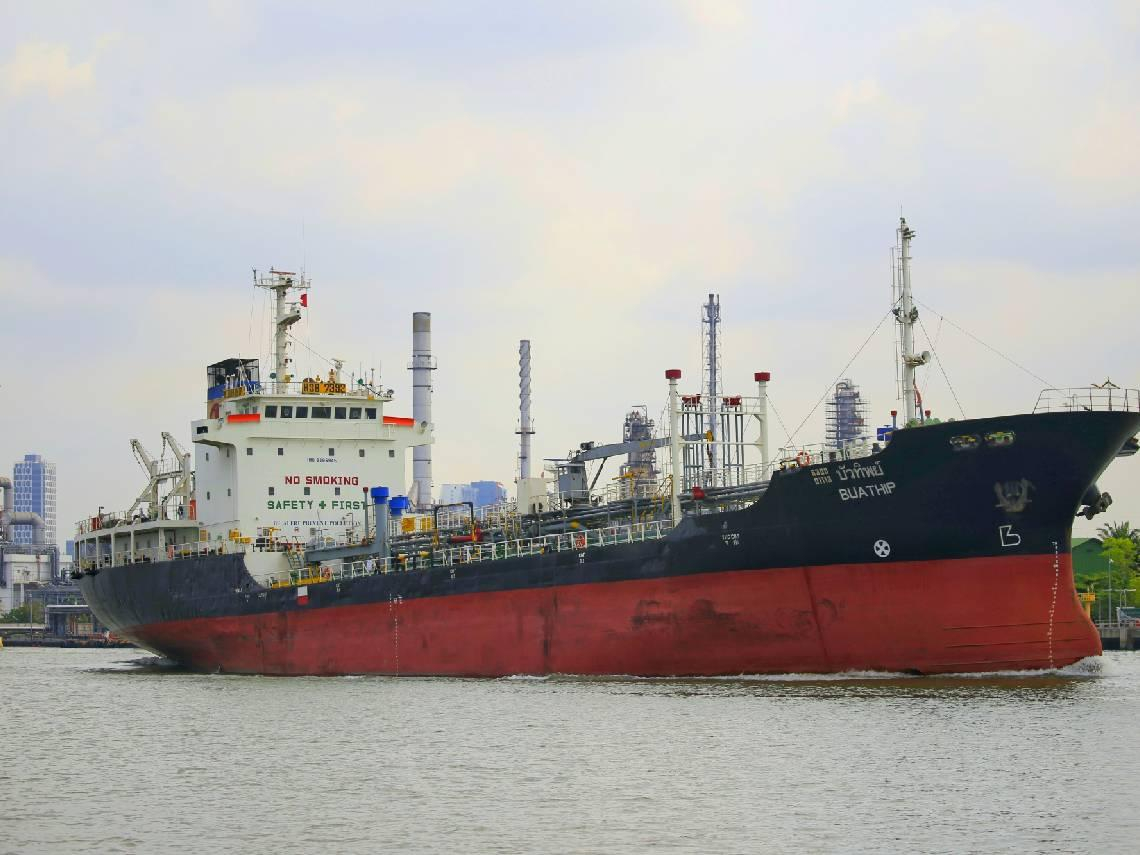 美伊開戰推升油價，台塑化、南亞...台塑四寶要起飛了？老手示警「高油價是雙面刃」：真正受惠只有「這1檔」